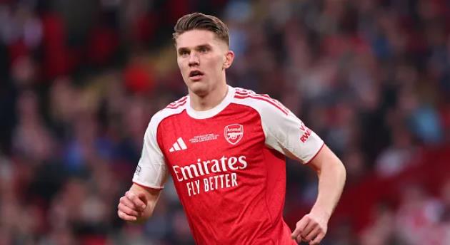 Ảnh bài viết Carragher hoài nghi Gyokeres, xúi Arsenal mua tiền đạo mới