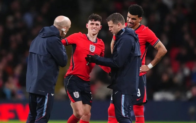 Ảnh bài viết Tuchel phẫn nộ vì Foden bị triệt hạ ở trận hòa Uruguay