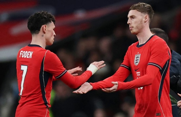 Ảnh bài viết Chiếc áo Tam Sư đang dần quá tầm với Phil Foden