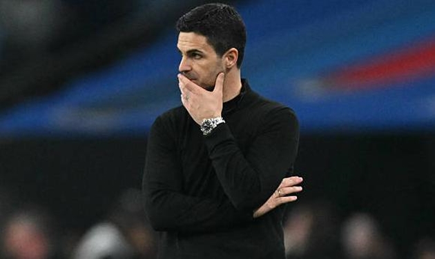 Arteta được cho là học lại "chiêu" của Sir Alex.