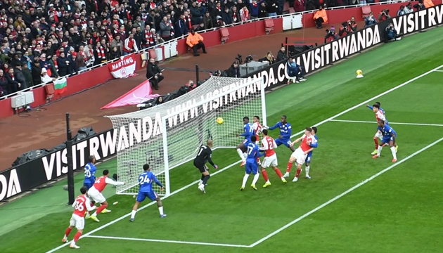 Ảnh bài viết Arsenal vẫn dẫn đầu Ngoại hạng Anh dù mất vũ khí bóng chết