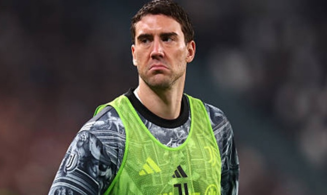 Vlahovic đàm phán gia hạn với Juventus.