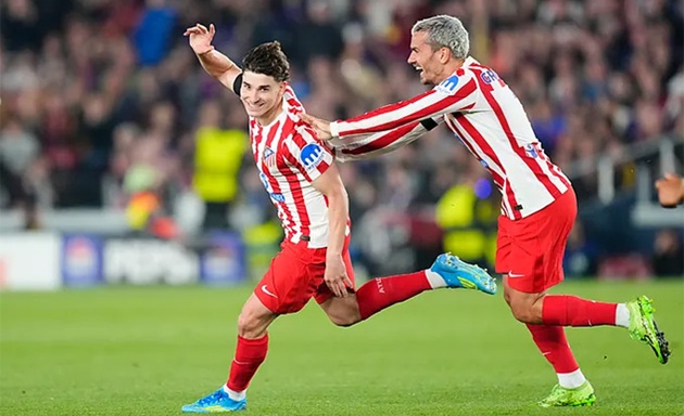 Atletico đánh sập Camp Nou tại Champions League