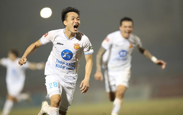 Ảnh bài viết Nam Định trói chân bộ ba trụ cột bằng hợp đồng dài hạn