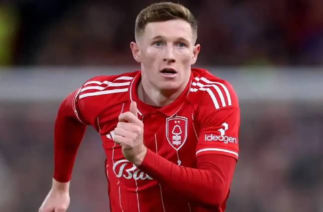 Không có chuyện Man Utd từ bỏ Elliot Anderson.