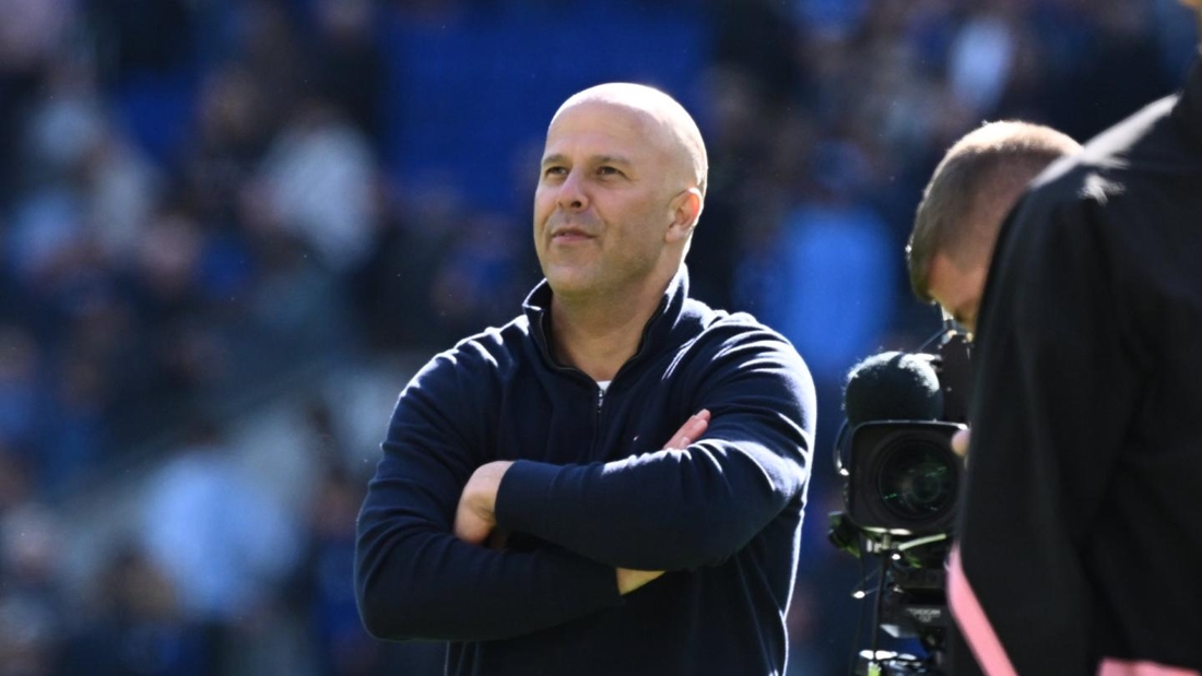 Ảnh bài viết Carragher tiết lộ điều kiện để Slot ở lại Liverpool