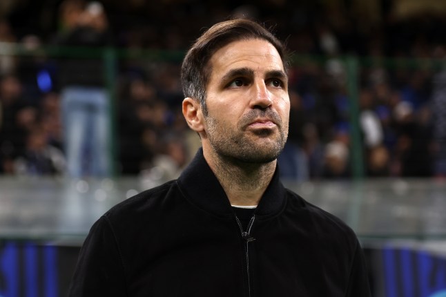 Ảnh bài viết Huyền thoại khuyên Fabregas tránh xa mớ hỗn độn ở Chelsea