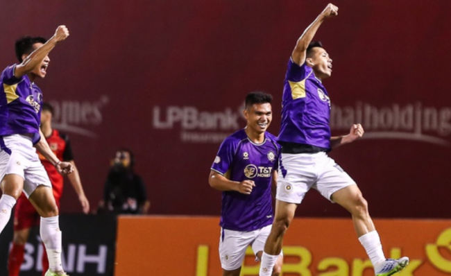 Ảnh bài viết Harry Kewell hài lòng khi Hà Nội phô diễn bản sắc trước Ninh Bình