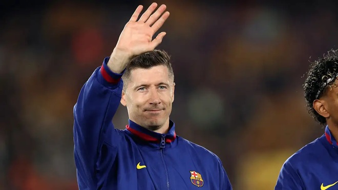 Lewandowski chuẩn bị hết hợp đồng với Barca.