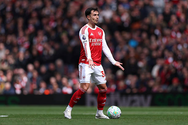 Ảnh bài viết Neville chê Zubimendi không đủ tầm gánh vác Arsenal