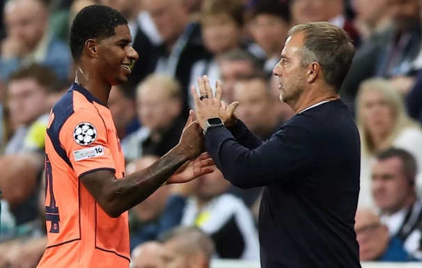 Barca đang phải chi tiêu tiết kiệm trong những kỳ chuyển nhượng qua.