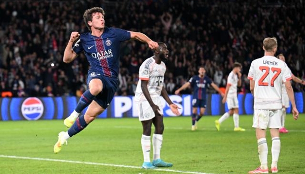 Philipp Lahm cảnh báo Bayern cần cẩn trọng trước PSG.