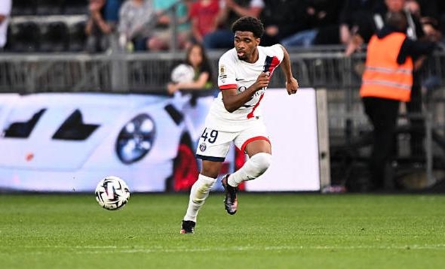 Liverpool dành sự quan tâm cho Ibrahim Mbaye.