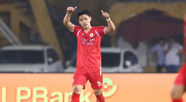 Ảnh bài viết Đình Bắc rực sáng che mờ nốt trầm của Tiến Linh