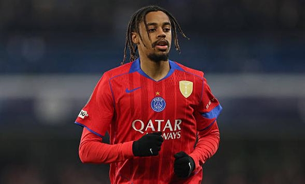 Ảnh bài viết Tin đồn chuyển nhượng tối 29/4: Liverpool vung 100 triệu euro mua Barcola; Barca săn đón Cucurella