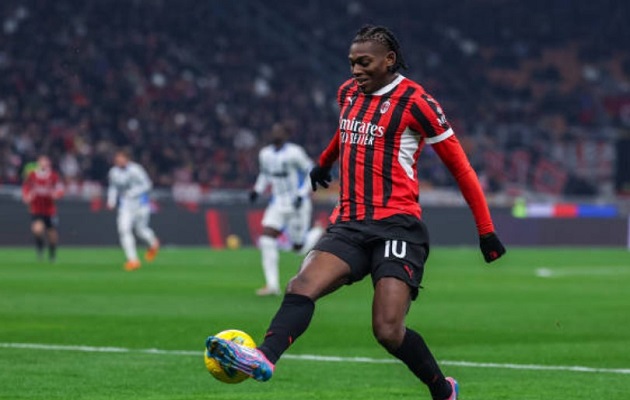 Ảnh bài viết MU tính dùng Zirkzee đổi lấy Rafael Leao