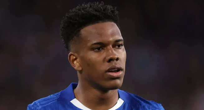 Ảnh bài viết Nguy cơ lỡ World Cup khiến Estevao mâu thuẫn Chelsea