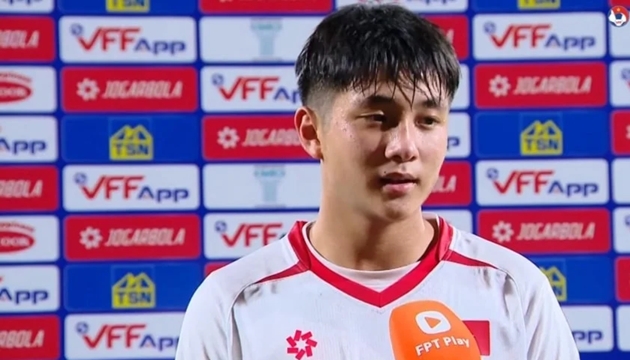 Ảnh bài viết Điểm tin bóng đá Việt Nam 2/5: Vũ Tiến Long nhận thẻ đỏ kiểu Zidane, U17 Việt Nam chốt "sát thủ" 29 bàn