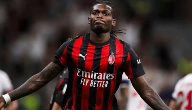 Ảnh bài viết Tin đồn chuyển nhượng sáng 3/5: Arsenal nhận đề nghị mua Rafael Leao; Liverpool chốt giá Beukema