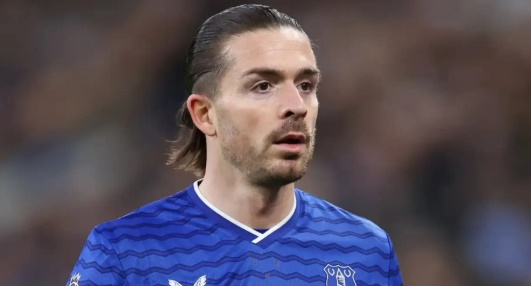Ảnh bài viết Pep Guardiola thừa nhận không giúp ích được nhiều cho Grealish