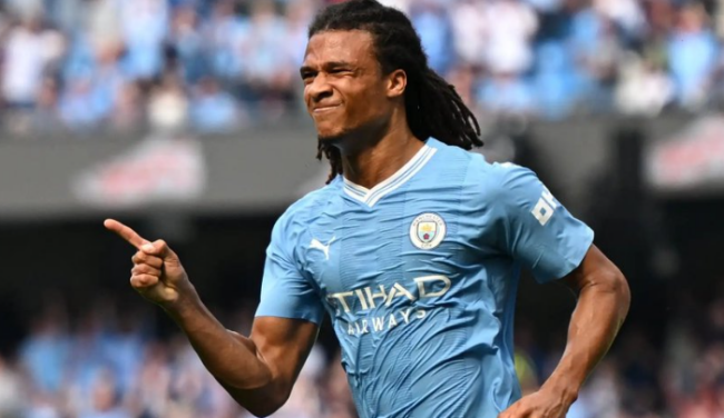 Ảnh bài viết Người đại diện của Nathan Ake liên hệ 3 ông lớn Serie A