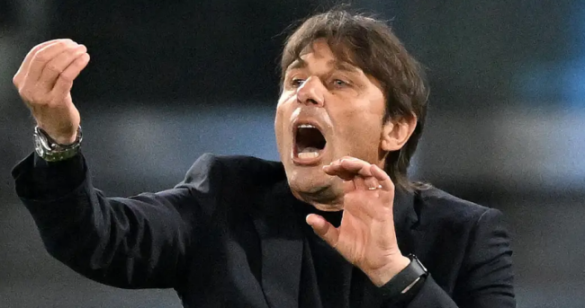 Ảnh bài viết Conte đòi quyền lực tuyệt đối để tiếp tục dẫn dắt Napoli