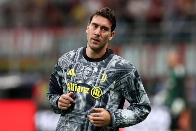 Dusan Vlahovic chưa thể gia hạn với Juventus.