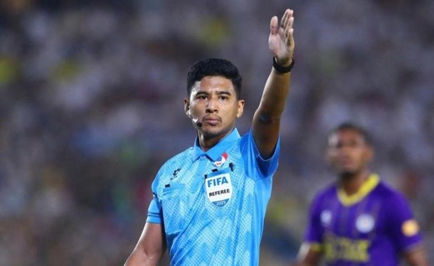 Ảnh bài viết Hai trọng tài FIFA Malaysia bắt chính vòng 22 V-League