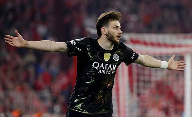 Ảnh bài viết Kvaratskhelia e ngại Arsenal dù vừa hạ Bayern