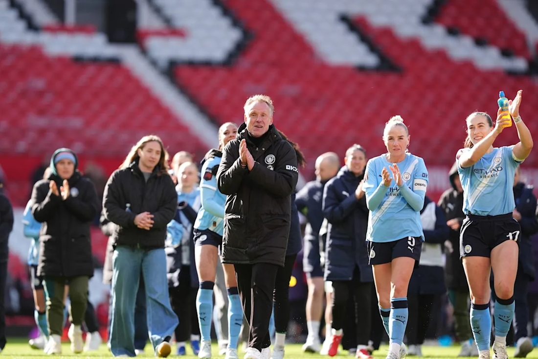Ảnh bài viết Arsenal sẩy chân, dâng cúp WSL cho Man City