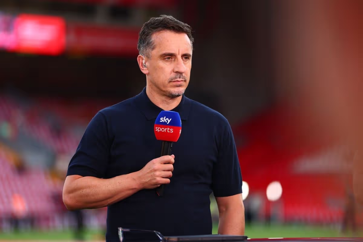 Ảnh bài viết Bàn vụ 115 cáo buộc Man City, Wright ví Neville như Trump