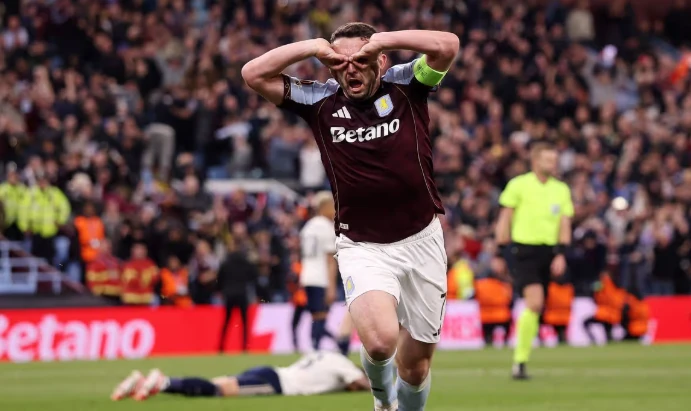 Ảnh bài viết Hạ Forest, McGinn hối thúc Villa vô địch Europa League
