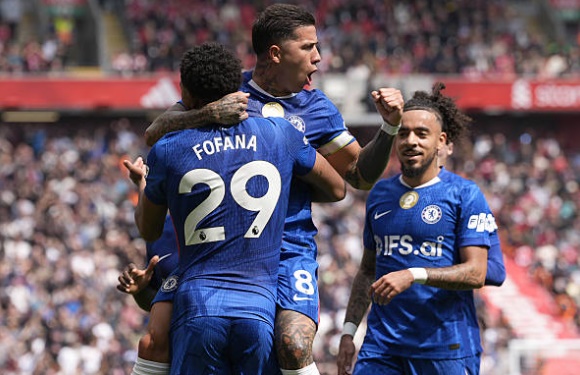 Enzo quân bình tỷ số cho Chelsea.