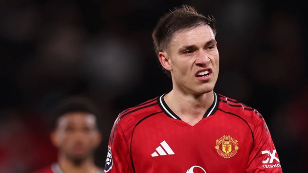 Ảnh bài viết Vì sao Manuel Ugarte vắng mặt ở trận hòa Sunderland?