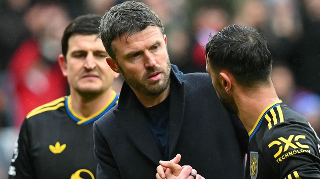 Ảnh bài viết Paul Merson phản bác Michael Carrick về màn trình diễn của MU