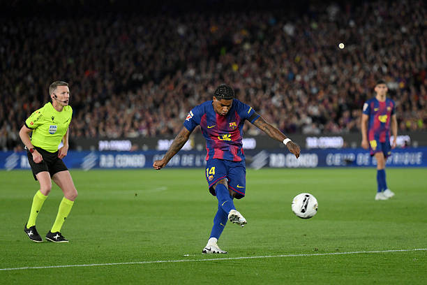 Ảnh bài viết Rashford và siêu phẩm định đoạt tương lai