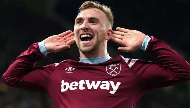 Ảnh bài viết Tin đồn chuyển nhượng sáng 12/5: Liverpool theo đuổi Jarrod Bowen; MU hỏi mua Ederson