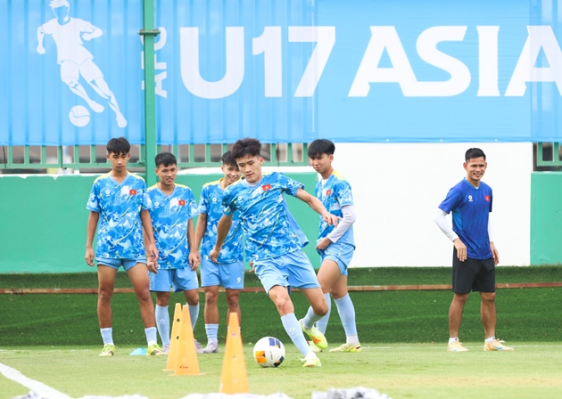 Ảnh bài viết Chuyên gia hiến kế giúp U17 Việt Nam hạ U17 UAE