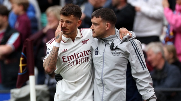 Ảnh bài viết Arsenal nhận tin dữ khi Ben White dính chấn thương nghỉ hết mùa
