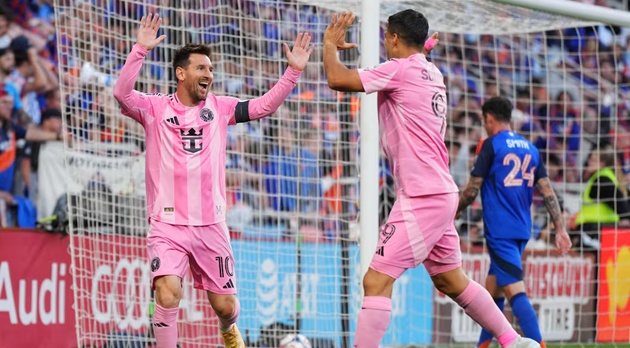 Messi đã có 61 hat-trick.