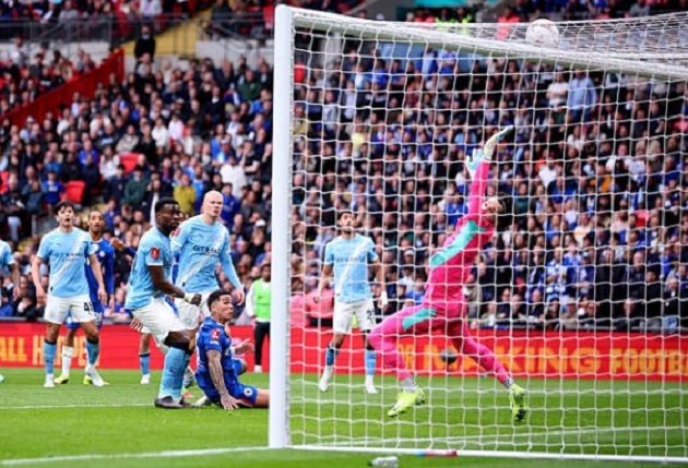 Chelsea nỗ lực nhưng không thể lật ngược thế cờ.