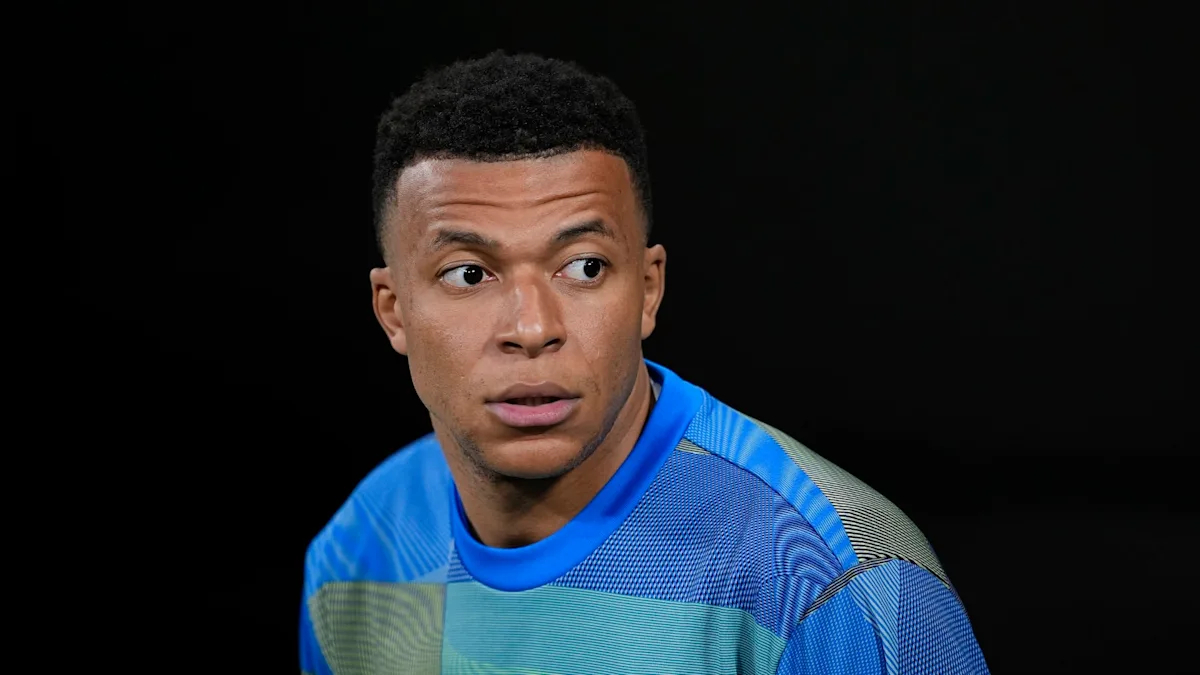 Ảnh bài viết Mbappe và vương miện đầy giông bão của bóng đá Pháp