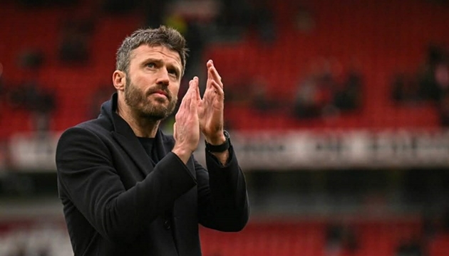 Ảnh bài viết Fabrizio Romano xác nhận Michael Carrick gia hạn với Man United