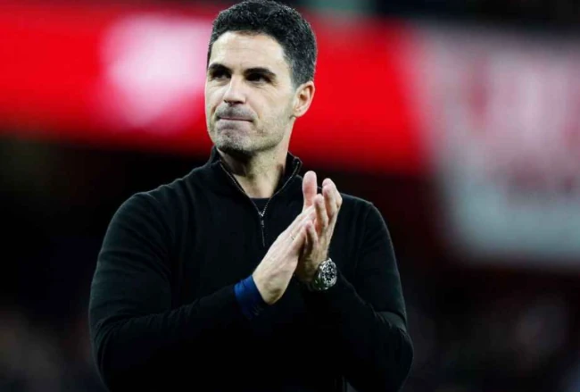 Ảnh bài viết Mikel Arteta cùng gia đình cổ vũ Bournemouth đấu Man City