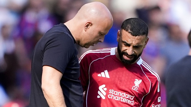 Ảnh bài viết Carragher gọi Salah là ích kỷ vì chê bai Arne Slot