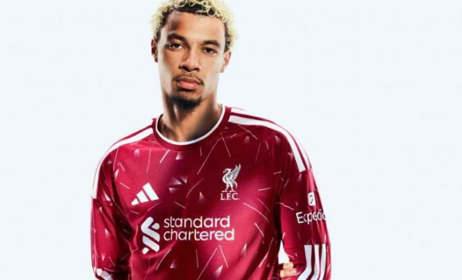 Ảnh bài viết Liverpool trình làng áo đấu mới phong cách hoài cổ