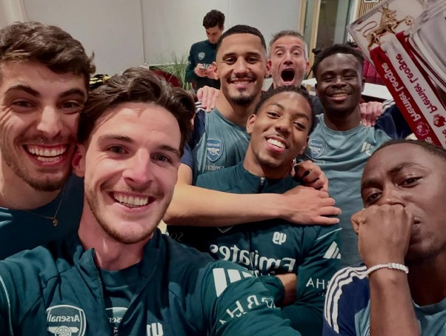 Ảnh bài viết Rice nhắc lại thông điệp sau khi Arsenal lên ngôi