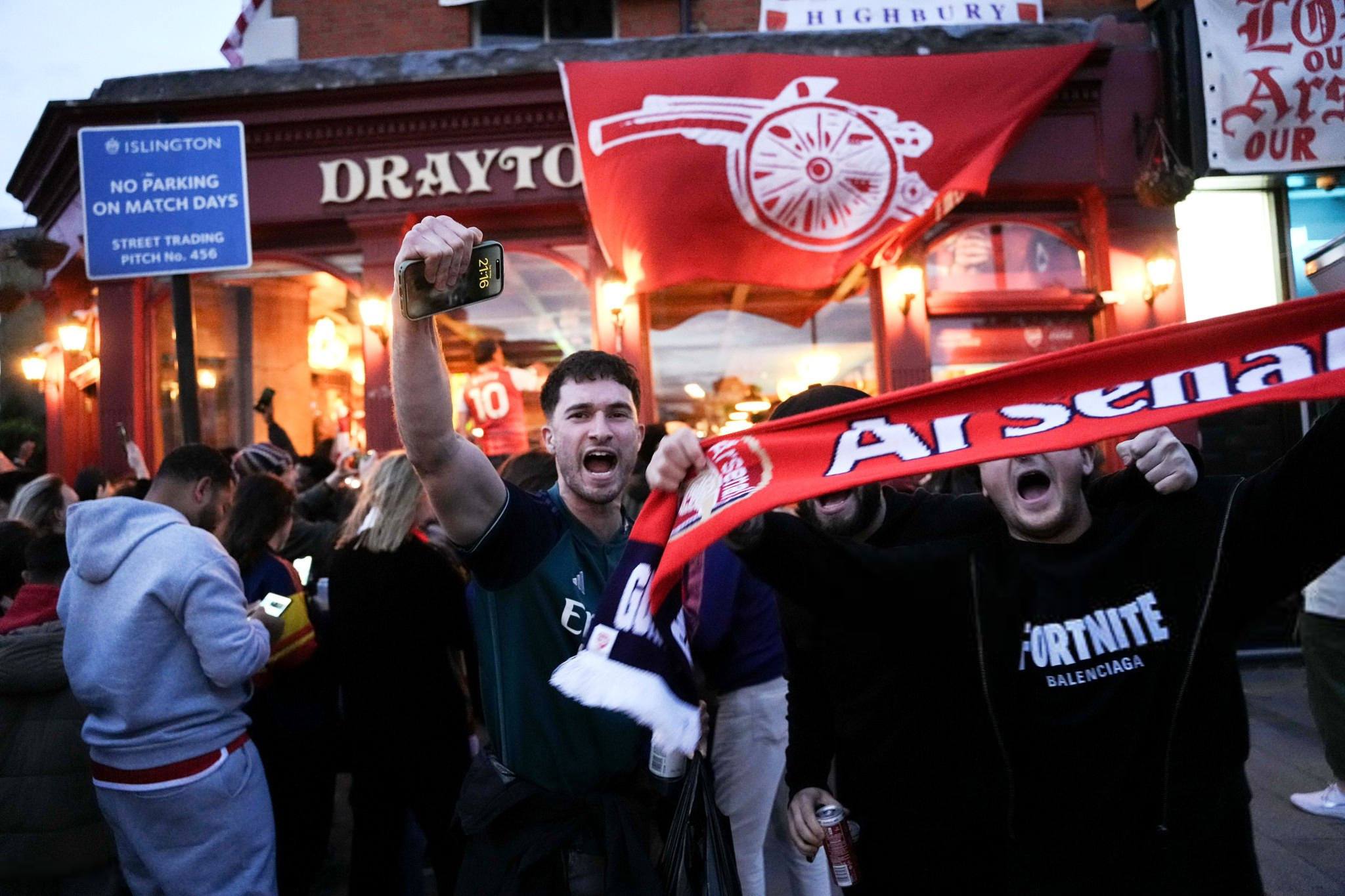 Arsenal chiến thắng nhờ chiến lược dài hơi.