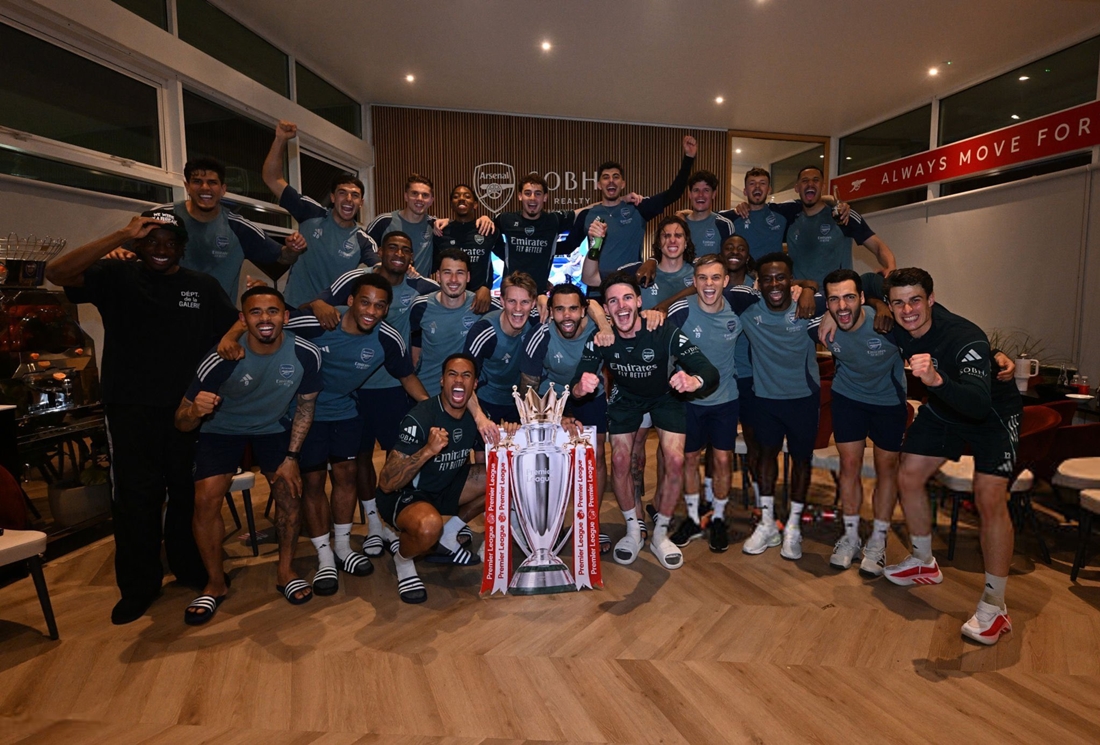 Arsenal vô địch Ngoại hạng Anh mùa 2025/26.