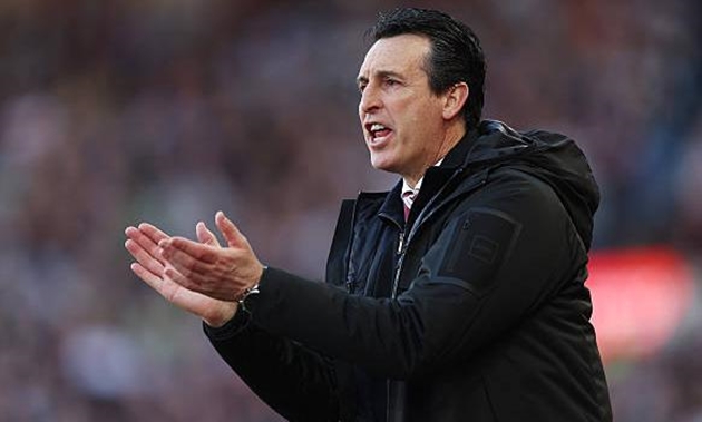 Thầy trò Unai Emery đủ cơ sở để đánh bại Freiburg.